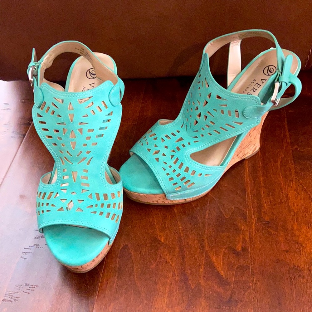 Teal 3 in. Wedges